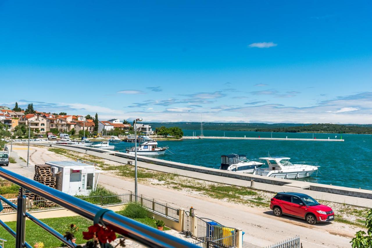 Apartmán Kairos Bilice Exteriér fotografie